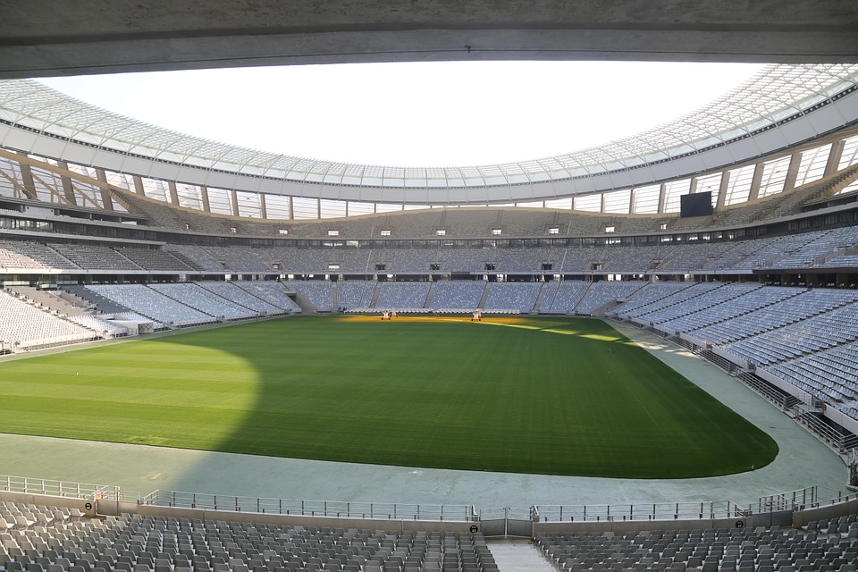 Fallait-il-decider-de-reporter-ces-rencontres-de-football