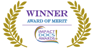 Logo du Prix Impact Docs Awards obtenu par le film « tout pour être heureux ? »